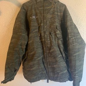 686 insulated Camo Ski/Snow Jacket
